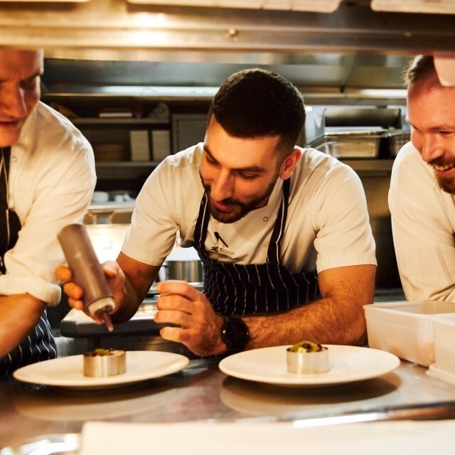 Verbeter de efficiëntie van je restaurantpersoneel