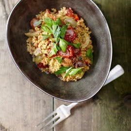 Taboulé met merqeuzworstjes