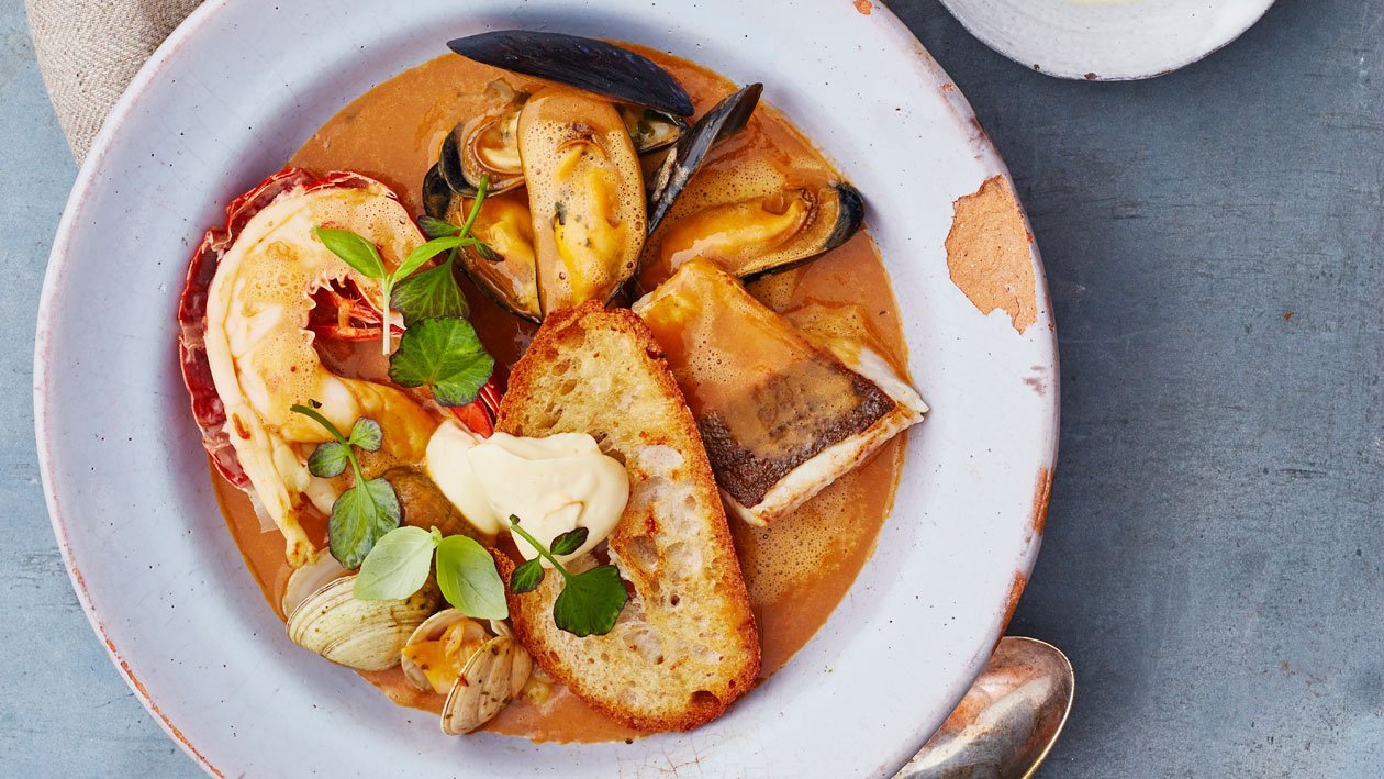 Bouillabaisse met rouille en geroosterd zuurdesem – Recept