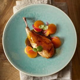 Konijn met Marsala en zoet zuur van pompoen en rode ui Konijn met Marsala en zoet zuur van pompoen en rode ui