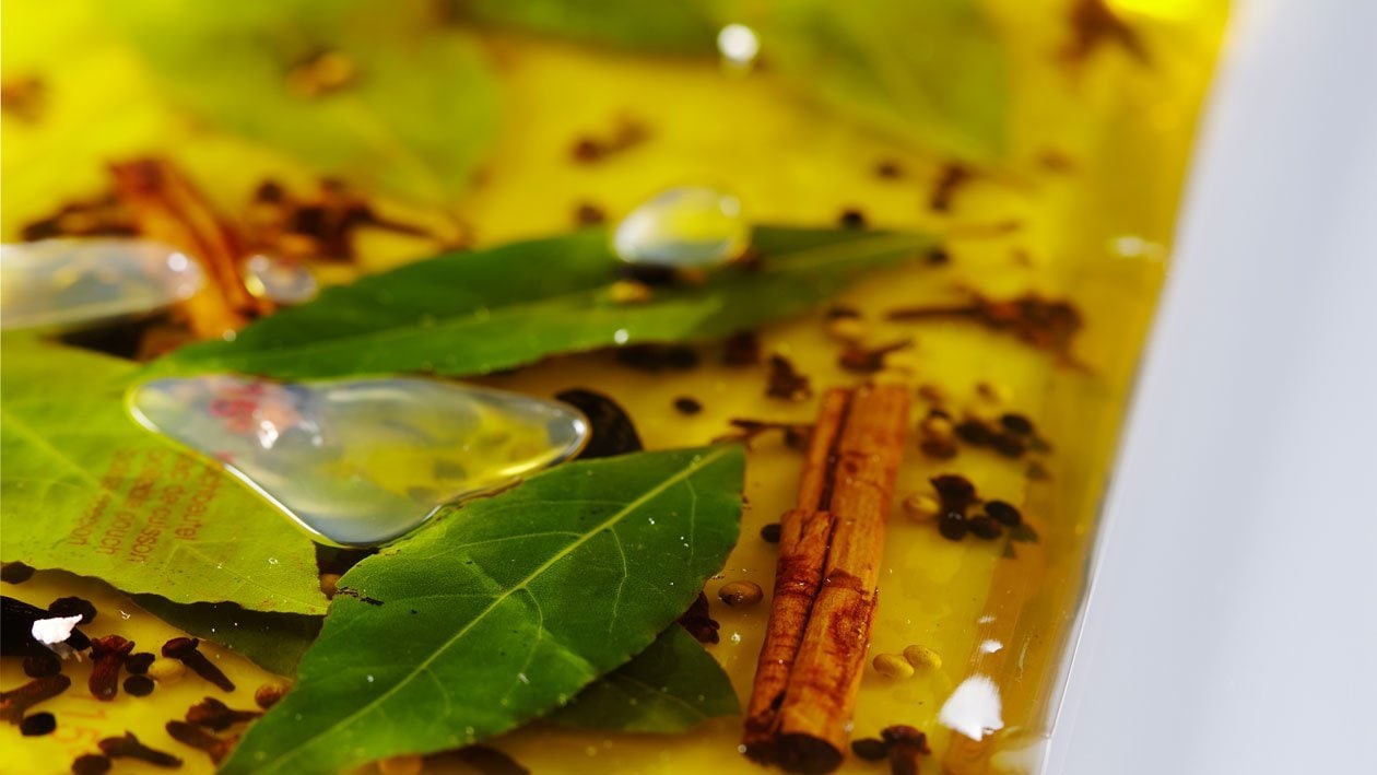 Vinaigrette van VOC-specerijen en Tosa dashi-azijn – Recept