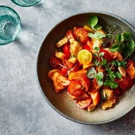 Toscaanse broodsalade Toscaanse broodsalade