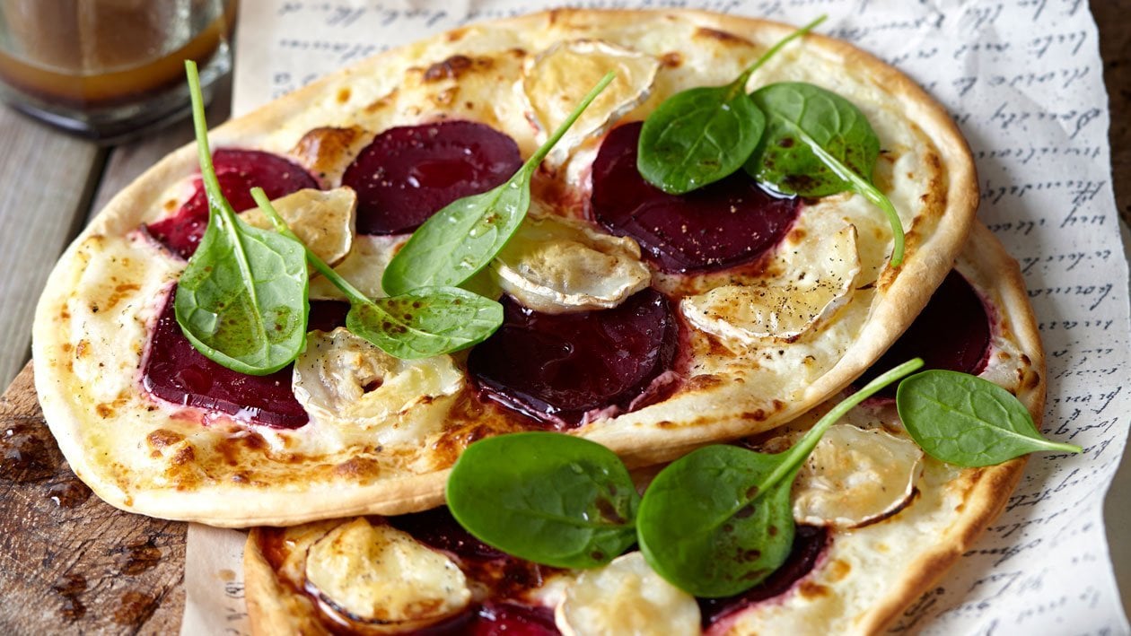 Flammkuchen met bietjes, geitenkaas en balsamico – Recept