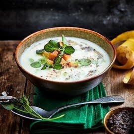 Aardappeltruffel soep met bleekselderij Aardappeltruffel soep met bleekselderij