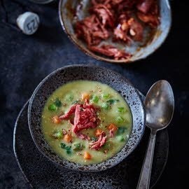 Hollandse Erwtensoep met pulled pork