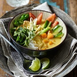 Javaanse curry groentesoep met tofu