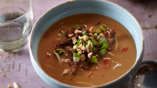 Pindasoep uit Suriname met gekruid vlees - Unox