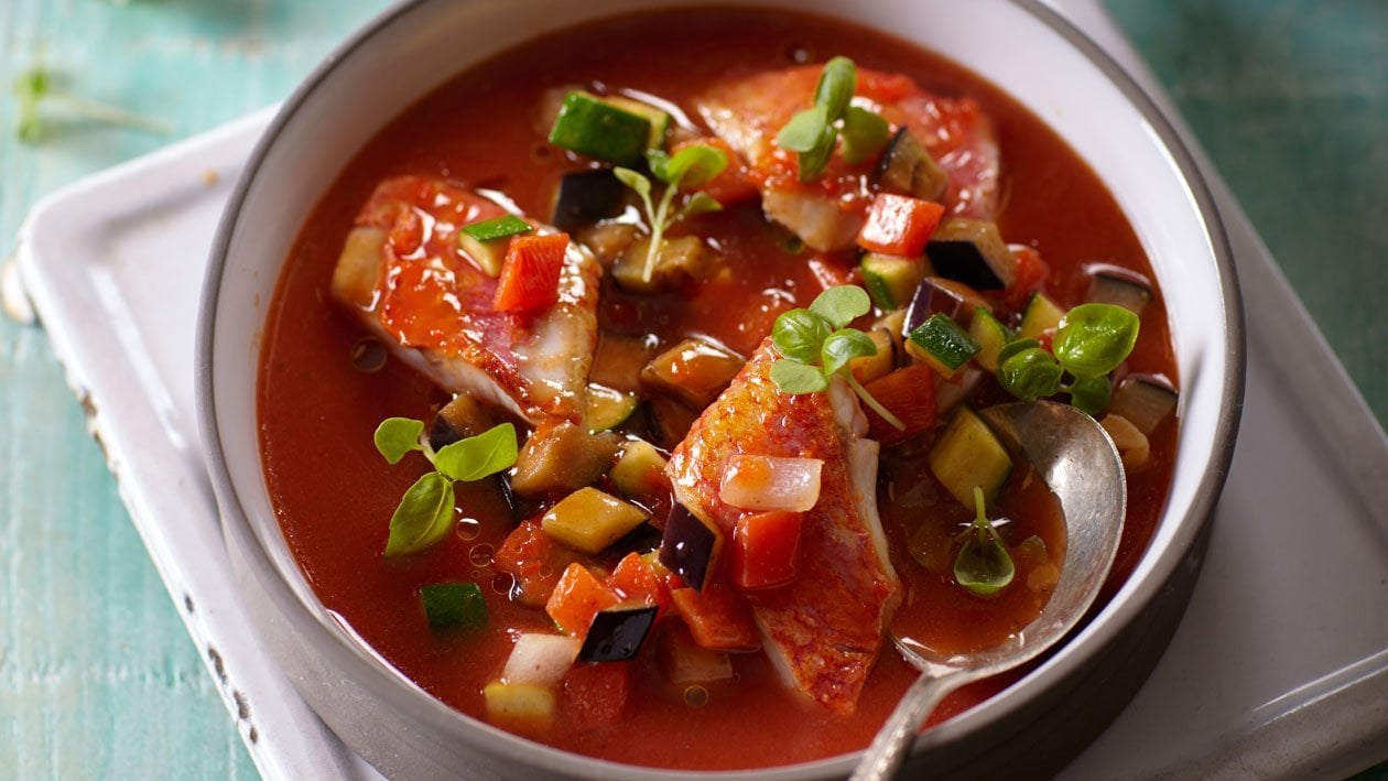 Tomatensoep uit Nice met rouget Provenςaalse groenten – Recept