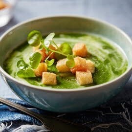 Vergeten groentesoep met waterkers