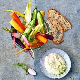 Crudité met limoenmayonaise