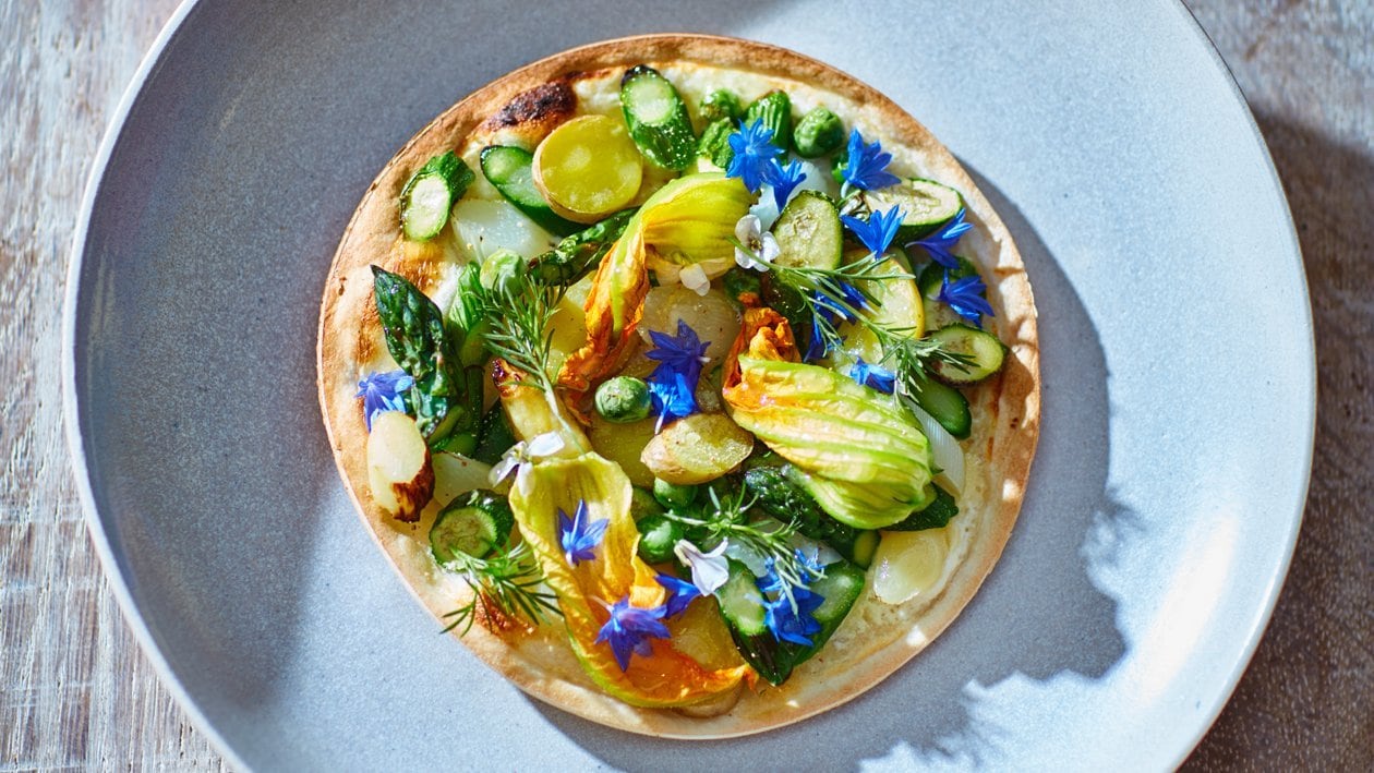 Flammkuchen met lente groenten – Recept