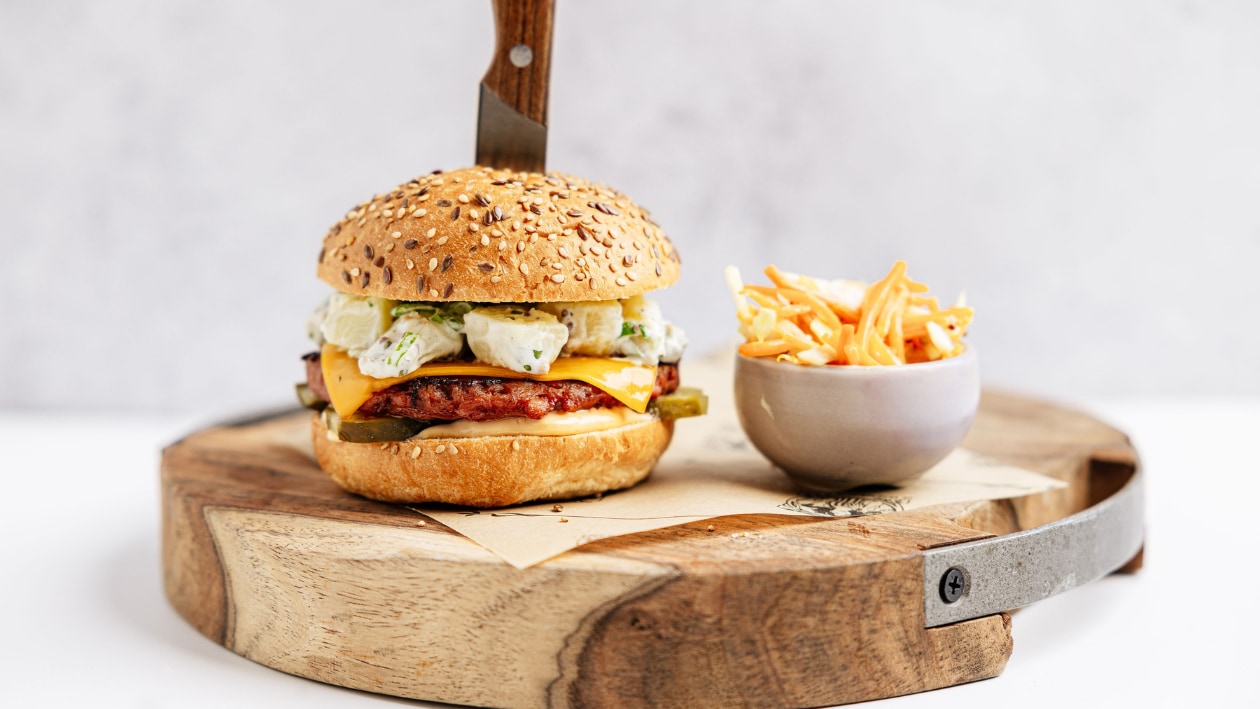 Vegan Smashburger met aardappelsalade – Recept