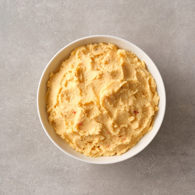 Aardappelpuree met tomaat & paprika