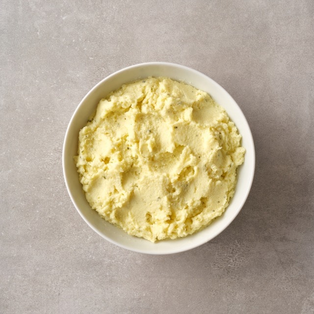 Aardappelpuree met tuinkruiden