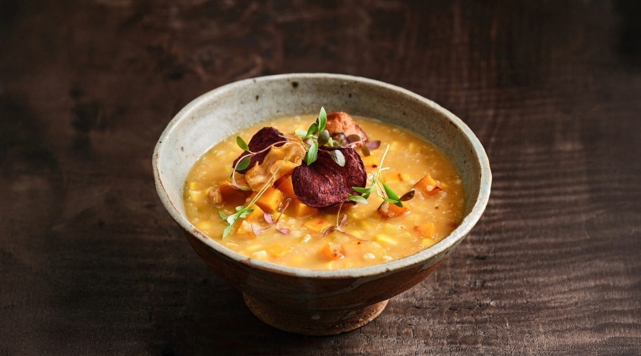 Zoete aardappelsoep met geroosterde pompoen – Recept