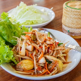 4. Som tam