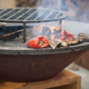 OFYR, stijlvol outdoor cooking. OFYR, stijlvol outdoor cooking.